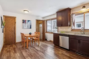 1084 3rd St E, Saint Paul, MN 55106 - Photo 6