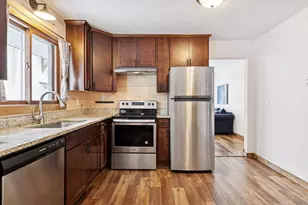 1084 3rd St E, Saint Paul, MN 55106 - Photo 8