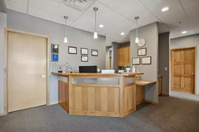 533 Hayward Avenue N, Oakdale, MN 55128 - Photo 8