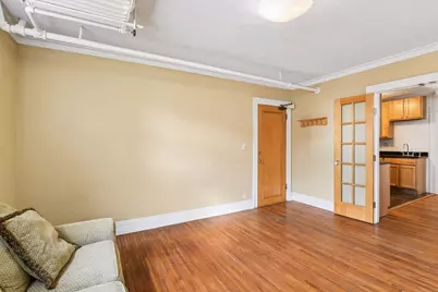 522 Ridgewood Avenue #9, Minneapolis, MN 55403 - Photo 8