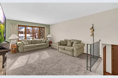 9969 108th Place N, Maple Grove, MN 55369 - Photo 6