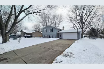 9969 108th Place N, Maple Grove, MN 55369 - Photo 2