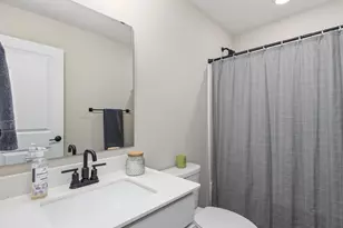 4876 Avery Ct, Eagan, MN 55123 - Photo 28