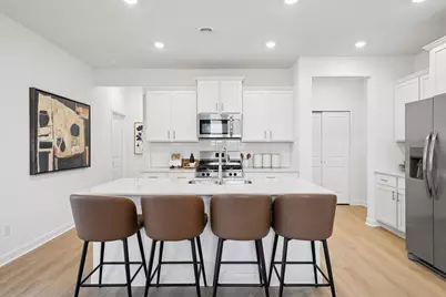 18317 Gladiator Drive, Lakeville, MN 55068 - Photo 4