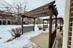 194 Shetland Ln, Lino Lakes, MN 55014 - Photo 8