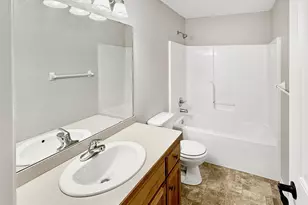 194 Shetland Ln, Lino Lakes, MN 55014 - Photo 14