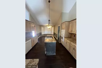 2005 Great Oaks Drive, Burnsville, MN 55337 - Photo 2