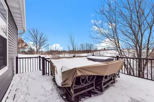 4648 Benjamin Pl, Woodbury, MN 55129 - Photo 44