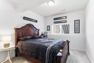 4648 Benjamin Pl, Woodbury, MN 55129 - Photo 38