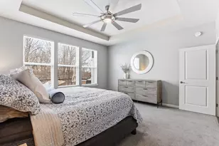 4648 Benjamin Pl, Woodbury, MN 55129 - Photo 20