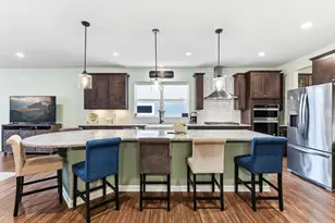 4648 Benjamin Pl, Woodbury, MN 55129 - Photo 10