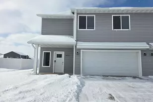 3433 18th St S, Moorhead, MN 56560 - Photo 1