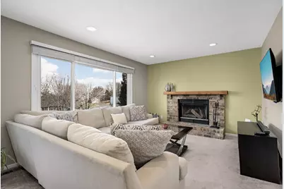 4190 Braddock Trail, Eagan, MN 55123 - Photo 8