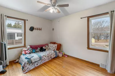 1673 Craig Place, Saint Paul, MN 55119 - Photo 10