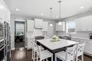 3721 Strawberry Ln, Chanhassen, MN 55331 - Photo 20