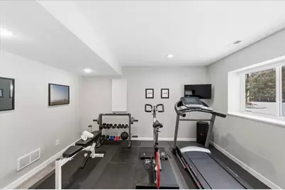 3721 Strawberry Lane, Chanhassen, MN 55331 - Photo 44