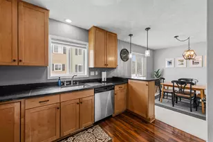 6572 Regency Ln, Eden Prairie, MN 55344 - Photo 32