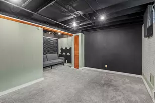 2831 Taylor Street NE, Minneapolis, MN 55418 - Photo 36