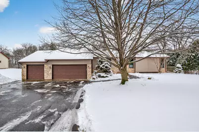 8909 42nd Street N, Lake Elmo, MN 55042 - Photo 2