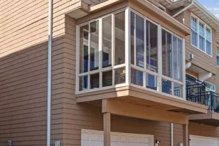 222 Ridgewood Ave, Minneapolis, MN 55403 - Photo 10