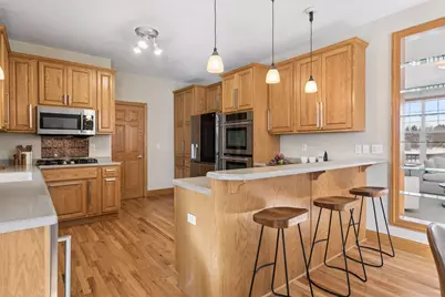 1631 Summit Hill, Eagan, MN 55122 - Photo 10