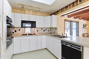 10406 Harriet Ave S, Bloomington, MN 55420 - Photo 8