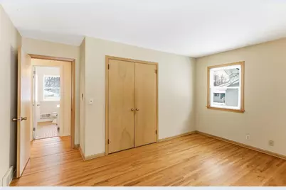 10406 Harriet Avenue S, Bloomington, MN 55420 - Photo 14