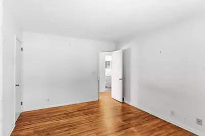 10406 Harriet Avenue S, Bloomington, MN 55420 - Photo 12