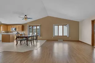 405 16th St N, Sauk Rapids, MN 56379 - Photo 12