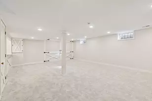 972 Lydia Dr W, Roseville, MN 55113 - Photo 48