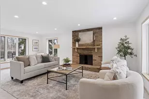 972 Lydia Dr W, Roseville, MN 55113 - Photo 6