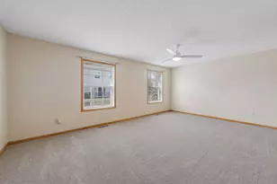 892 Braunworth Ct, Chaska, MN 55318 - Photo 20