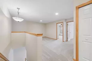 892 Braunworth Ct, Chaska, MN 55318 - Photo 16
