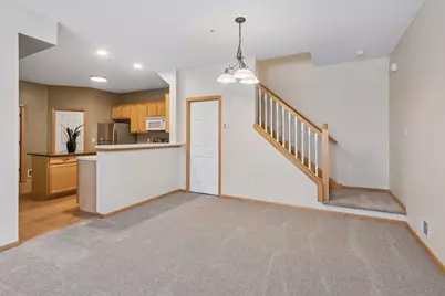 892 Braunworth Court, Chaska, MN 55318 - Photo 8