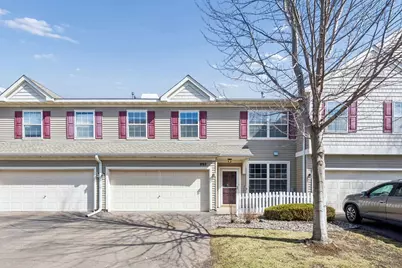 892 Braunworth Court, Chaska, MN 55318 - Photo 2