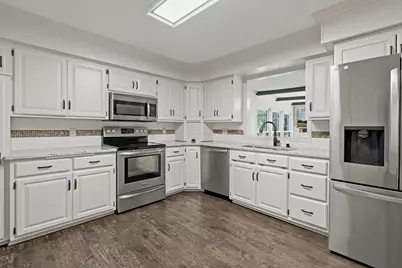 853 Minnesota Street S, Shakopee, MN 55379 - Photo 4