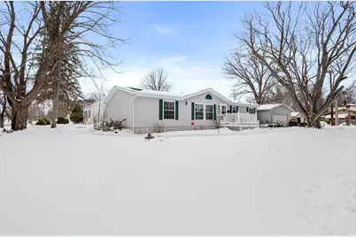100 NW 10th Street, Grand Rapids, MN 55744 - Photo 1