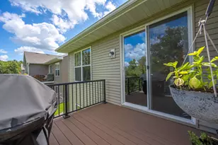 637 Maple Ct, New Richmond, WI 54017 - Photo 40