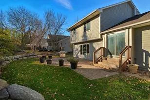 1136 County Rd C2 W, Roseville, MN 55113 - Photo 22