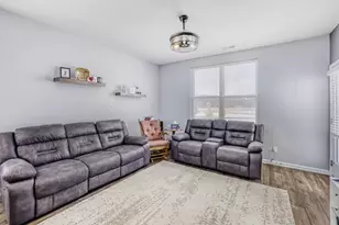 10298 Elm Ln, Rogers, MN 55374 - Photo 4