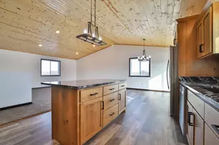 402 Norway Ct, Staples, MN 56479 - Photo 10