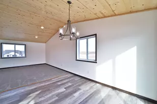 402 Norway Ct, Staples, MN 56479 - Photo 14