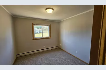 1820 Bromley Street, South Saint Paul, MN 55075 - Photo 6