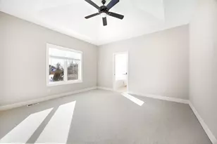 1069 Symphony Ln, Chaska, MN 55318 - Photo 12