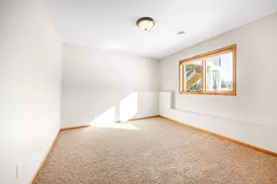 1069 Symphony Ln, Chaska, MN 55318 - Photo 28