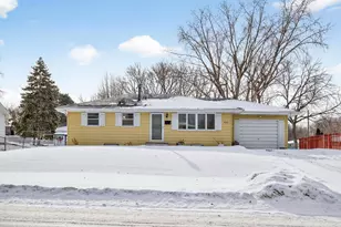9141 61 1/2 Ave N, New Hope, MN 55428 - Photo 2