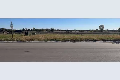 3201 Bassett Drive, Mankato, MN 56001 - Photo 2