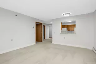 7600 Golden Valley Rd, Golden Valley, MN 55427 - Photo 8