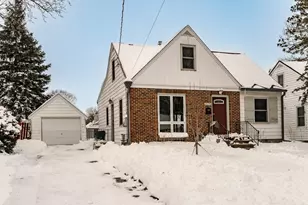1119 8th Ave NW, Rochester, MN 55901 - Photo 2
