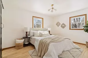 13413 Arthur St W, Minnetonka, MN 55305 - Photo 16